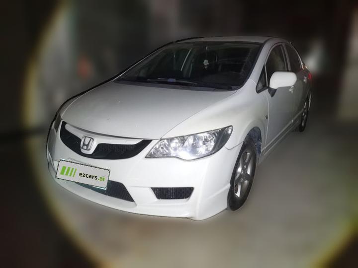 CiiMO 2015 1.8L AT Comfort