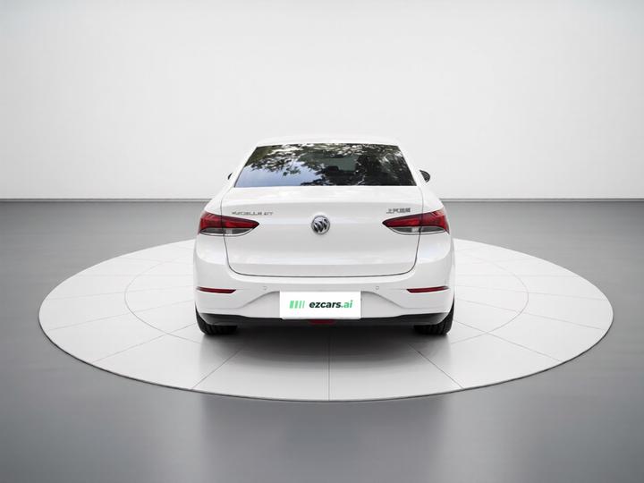 Excelle 2021 Facelift Classic 1.5L AT Elite photo 5