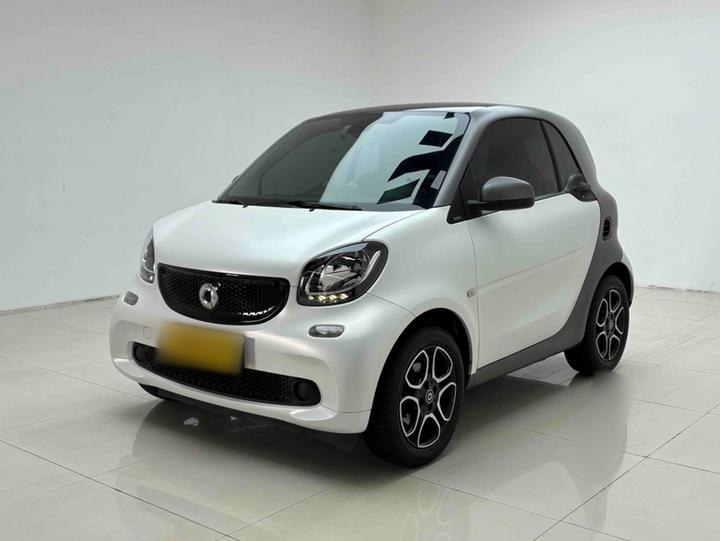 fortwo 2019 0.9T 66 Coupe China VI