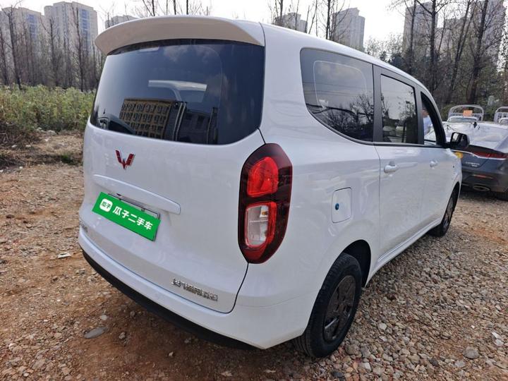 Wuling Hongguang EV 2025 EREV Hybrid 50KM Comfort photo 4
