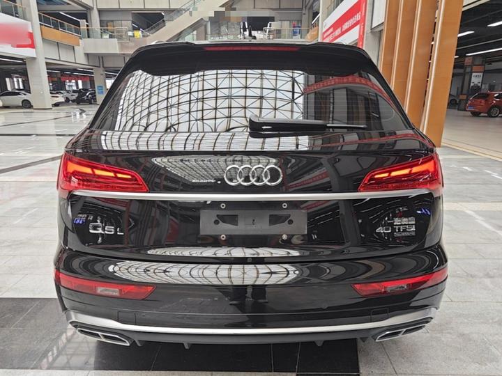 Q5L 2022 40T Luxury Dynamic photo 3