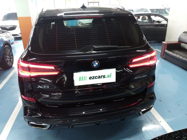X5 Imported 2021 xDrive30i M Sport Package photo 3