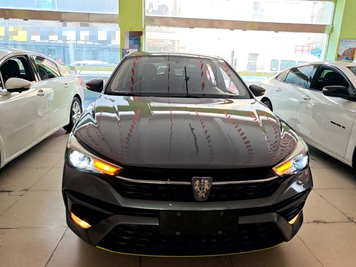 i5 2021 1.5L CVT Platinum photo 2