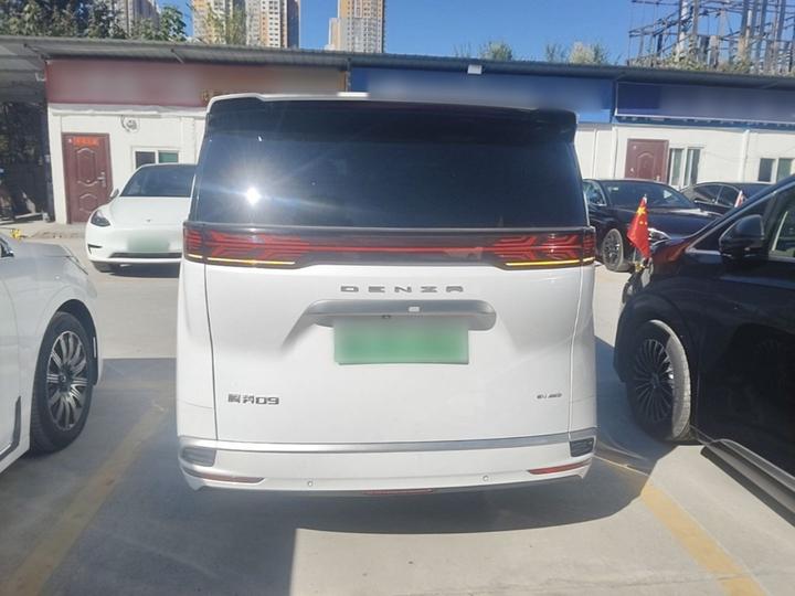 D9 2022 EV 600 AWD Flagship photo 5