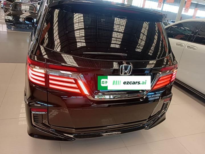 Elysion 2019 2.0L Hybrid Luxury photo 3