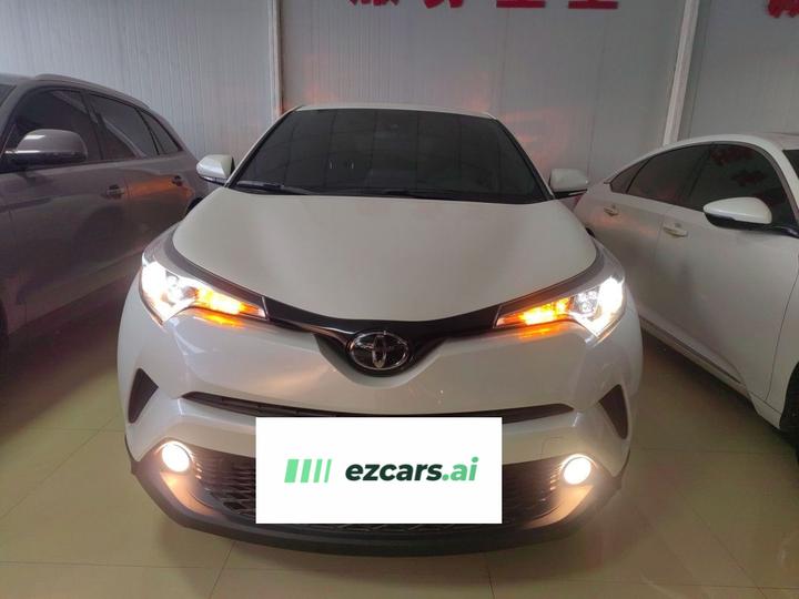 C-HR 2020 2.0L Leading photo 2