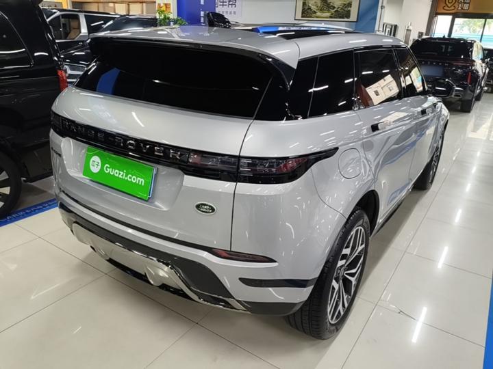 2024 Range Rover Evoque L SE photo 4