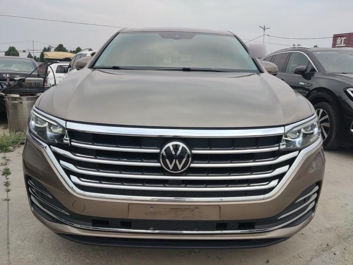 Viloran 2020 380TSI Premium photo 2