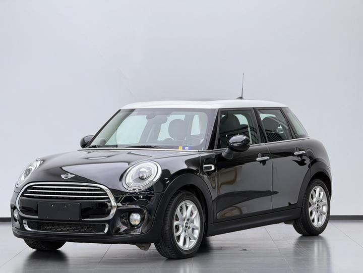 2015 1.5T COOPER Excitement 5-Door