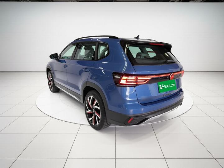 Tharu 2023 330TSI AWD photo 4