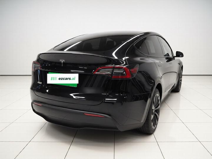 Model Y 2024 RWD photo 6