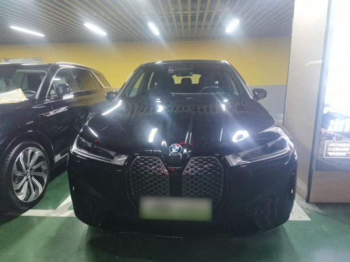 iX 2022 xDrive40 photo 2