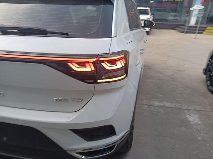 T-Roc 2024 280TSI DSG RWD photo 7