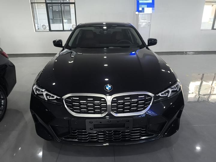 3 Series 2024 325i M Sport Package photo 2