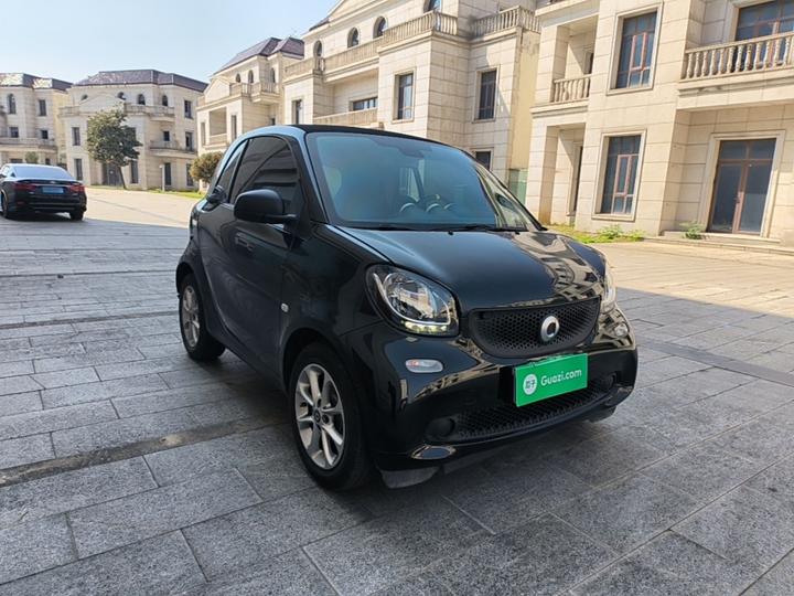 fortwo 2015 1.0L 52 Coupe photo 3