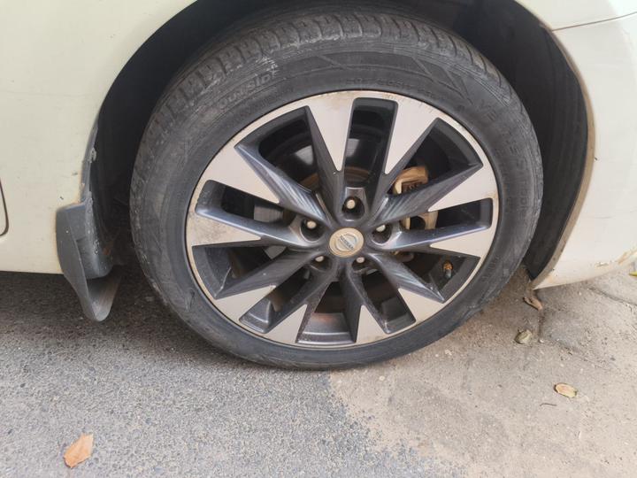 Tiida 2016 1.6L CVT Smart Premium photo 8