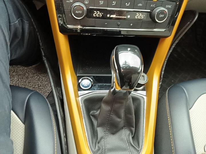 T-Cross 2019 280TSI DSG Luxury photo 5