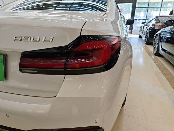 5 Series 2022 Facelift 530Li Leading M Sport Package photo 7