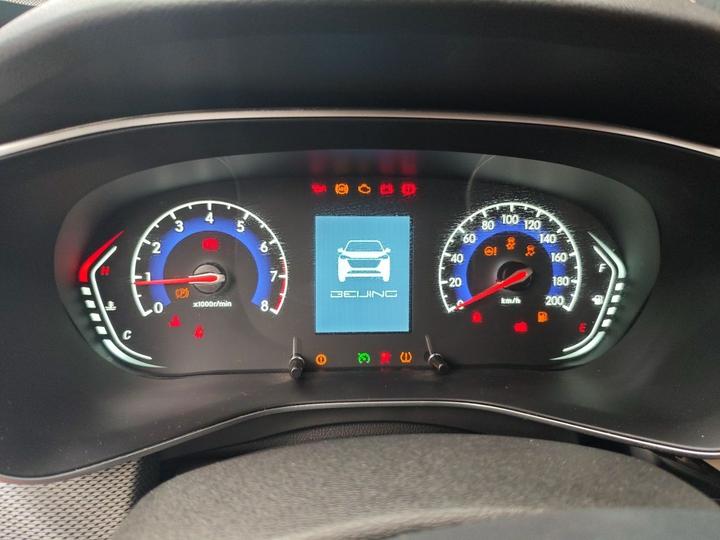 BAIC X3 2019 1.5T CVT Honor photo 8