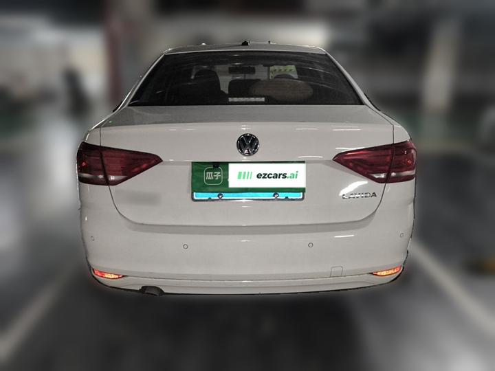 Lavida 2017 1.6L AT photo 5