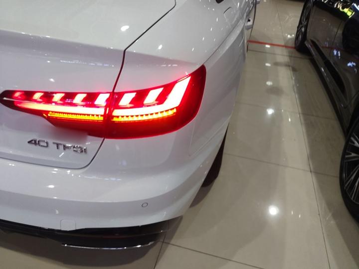 A4L 2022 40 TFSI Luxury Dynamic photo 7