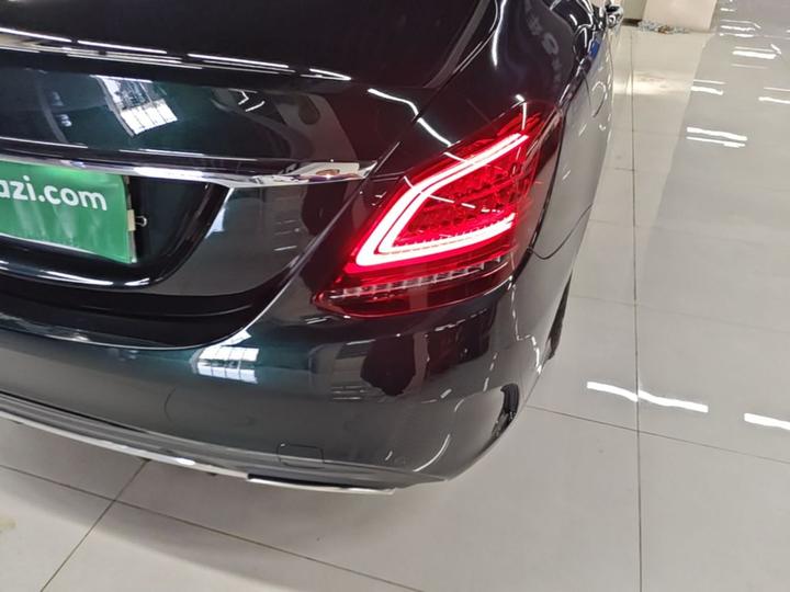 C-Class 2019 C 260 L Sport photo 7