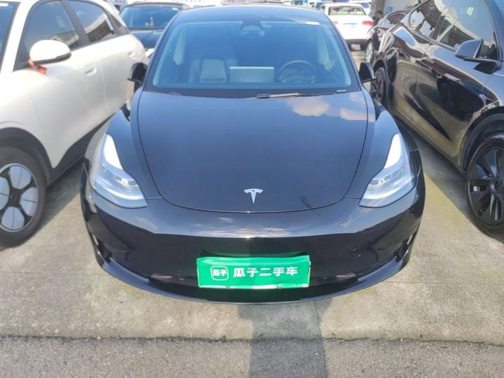Model 3 2022 RWD photo 2