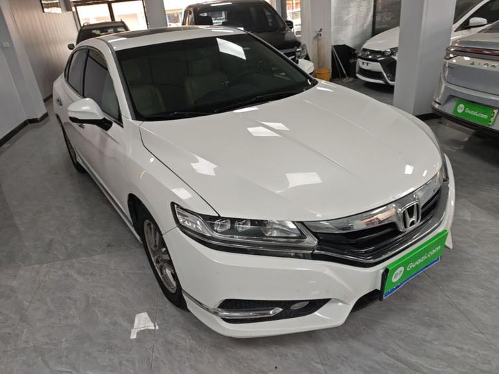 Spirior 2015 2.0L Collection photo 3