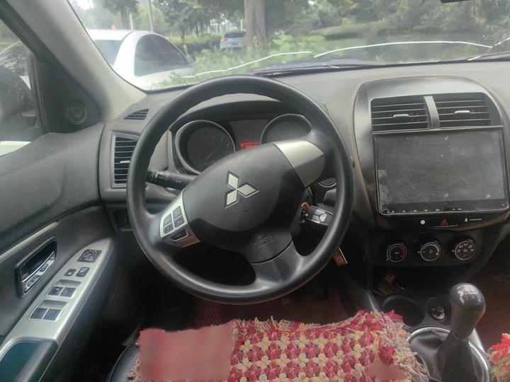 ASX 2016 1.6L MT RWD Progressive photo 3