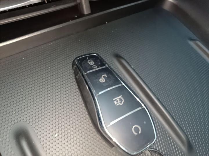 Seal 06 EV 2024 DM-i 80KM Premium photo 8