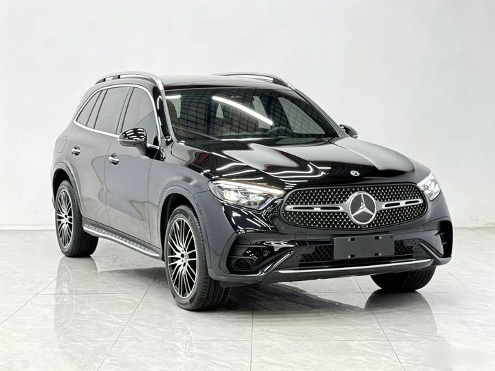 GLC 2025 Facelift GLC 300 L 4MATIC Luxury 5-Seater photo 3