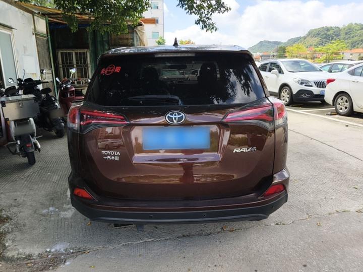 RAV4 2016 2.0L CVT RWD China V photo 3
