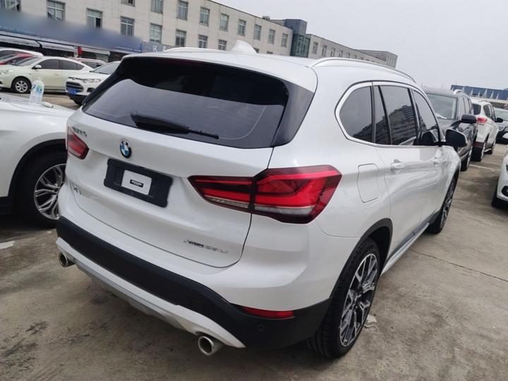 X1 2022 Facelift xDrive25Li Exclusive photo 6