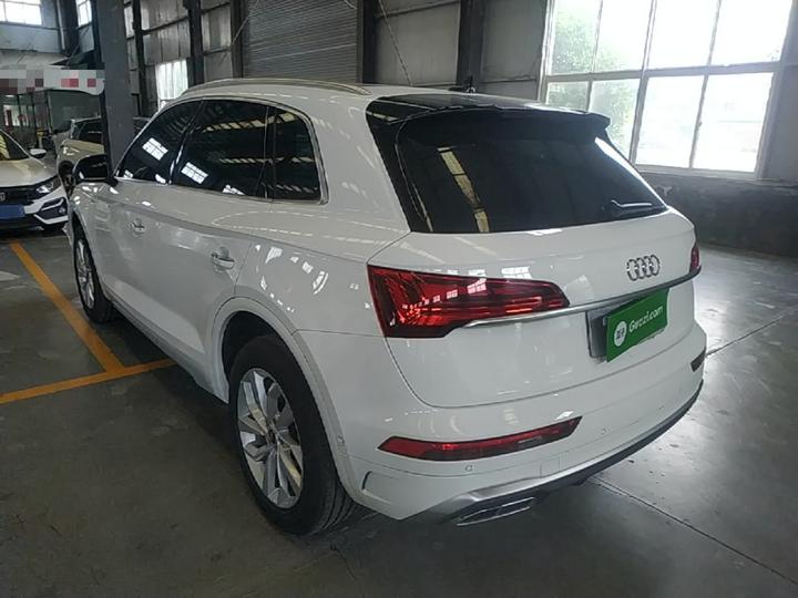 Q5L 2021 40 TFSI Luxury Dynamic photo 4