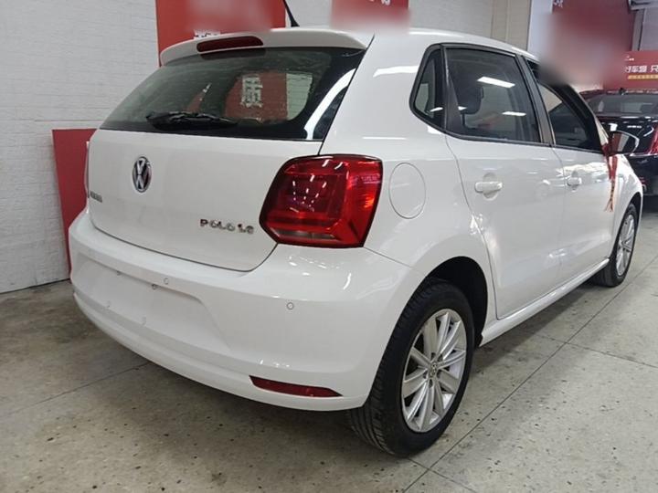 Polo 2014 1.6L AT Comfort photo 6