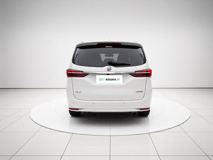 GL8 2023 Facelift Luxury photo 3