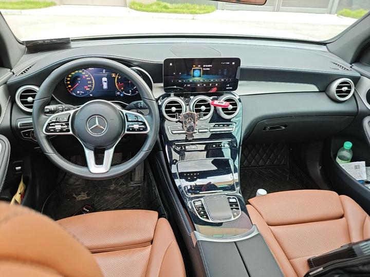 GLC 2021 GLC 260 L 4MATIC Dynamic photo 5