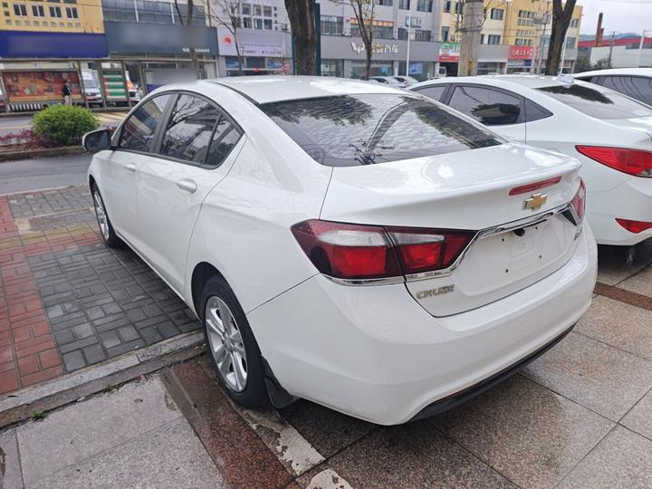 2015 1.5L AT Fashion photo 4