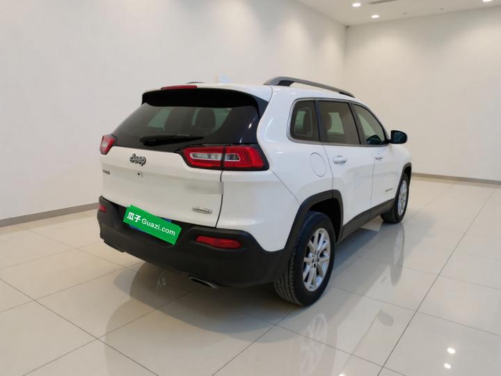 Cherokee 2016 2.4L Leading Smart photo 6
