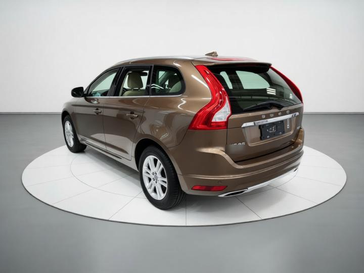 XC60 2015 T5 photo 4