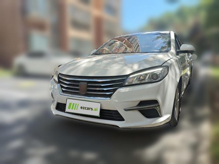 360 2018 PLUS 1.5L AT Luxury