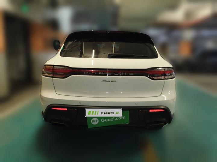 2022 Macan 2.0T photo 5
