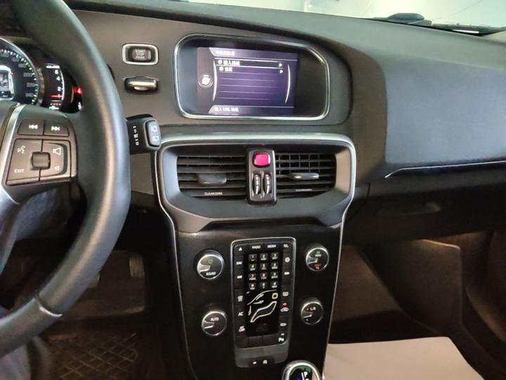 V40 2019 T3 photo 8