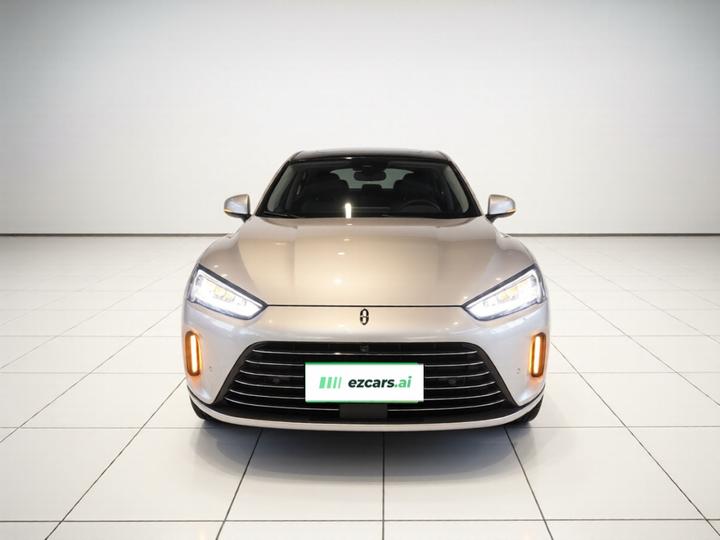 HIMA AITO M5 2022 EREV AWD Performance photo 2