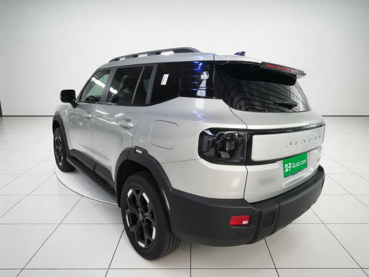 2025 2.0TD XWD photo 4