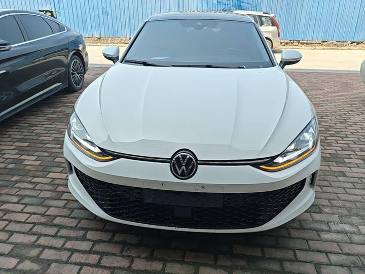 2022 Lamando L 280TSI DSG photo 2