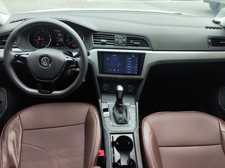 Lamando 2017 230TSI DSG photo 5