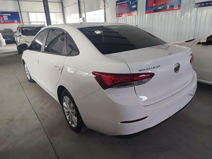 Excelle 2021 Facelift Classic 1.5L AT Elite photo 4