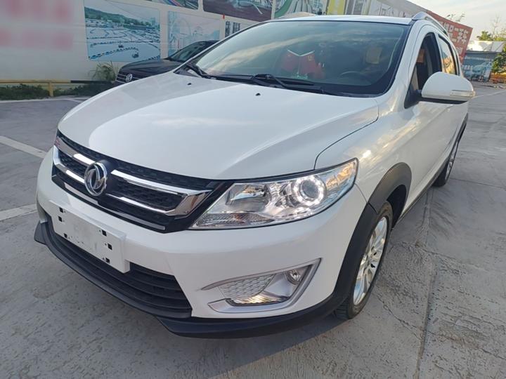 AX3 2016 1.5L MT