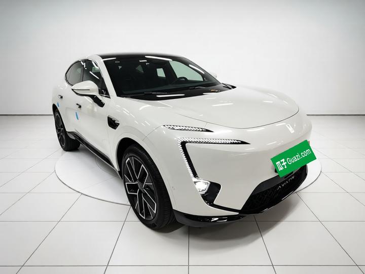11 2025 Facelift Max EREV photo 3